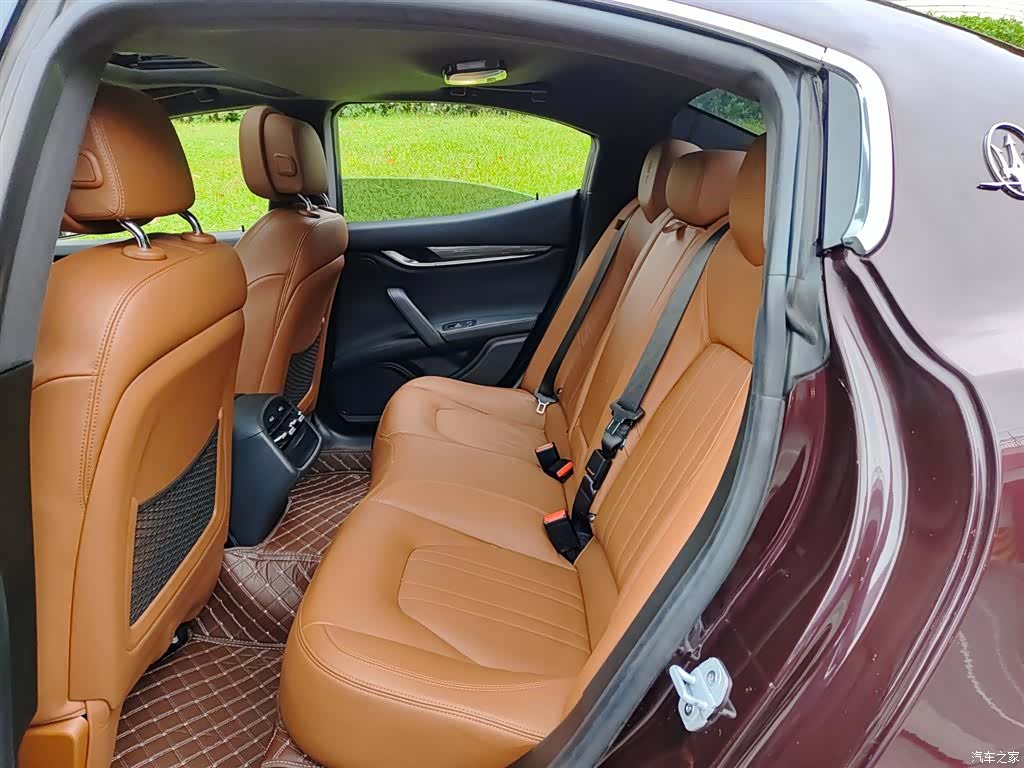 Maserati Ghibli, 2018 8