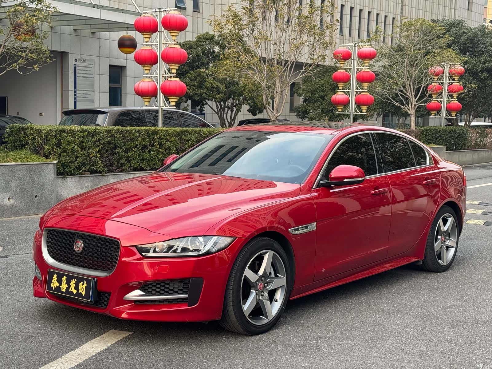 Jaguar XE, 2016 2
