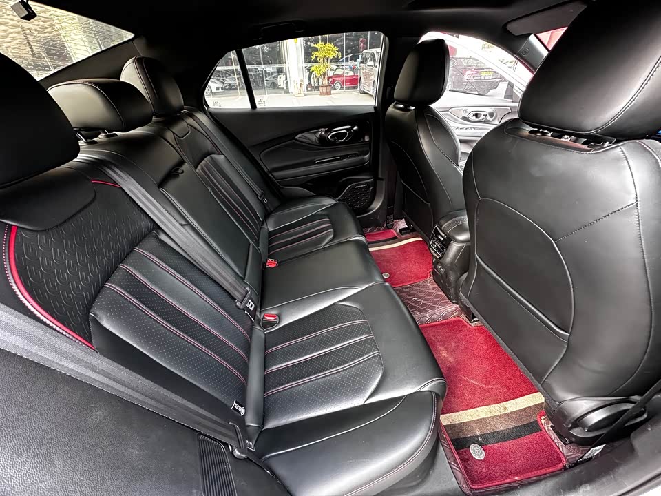 Trumpchi Shadow Leopard