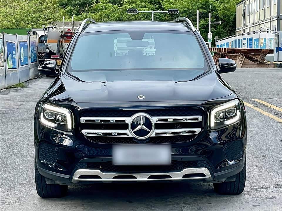 Mercedes-Benz GLB Mercedes-Benz GLB
