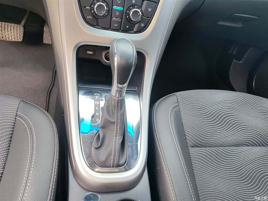Buick XT, 2015 10