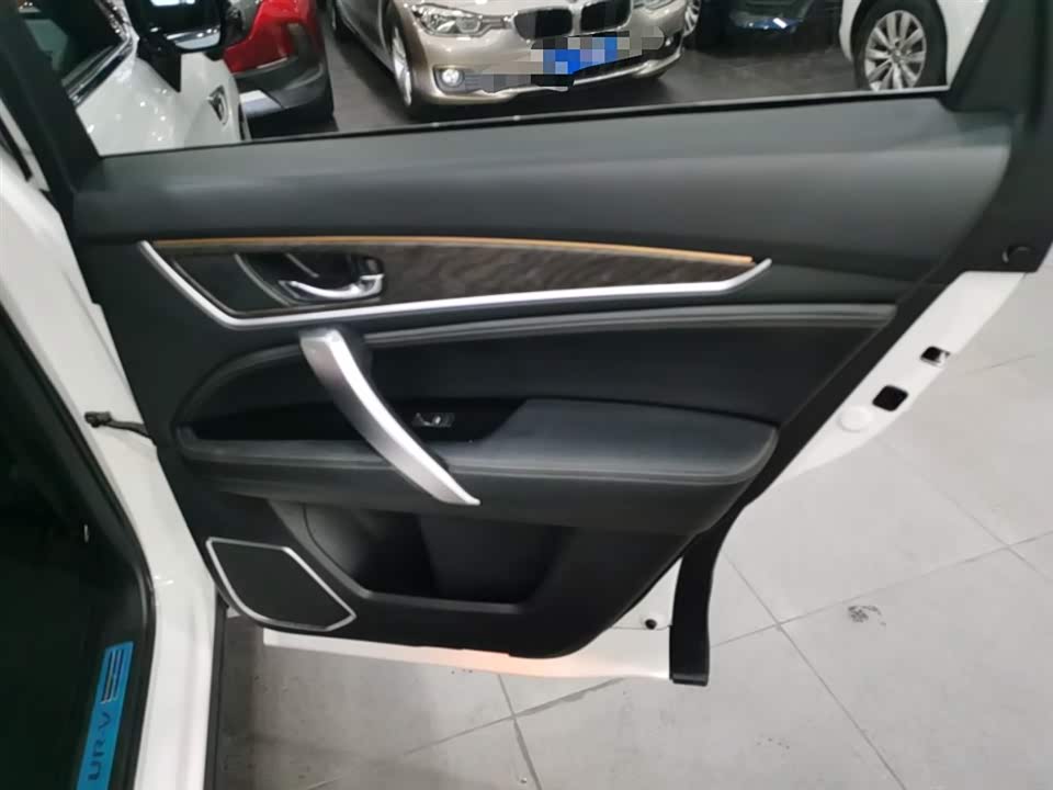 Honda UR-V Honda UR-V