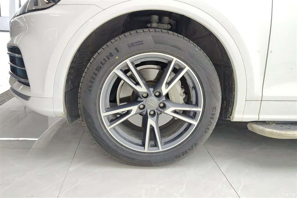 Audi Q5L, 2021 6