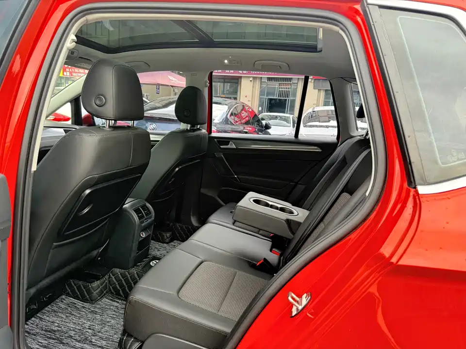 Volkswagen Golf*Jiayu