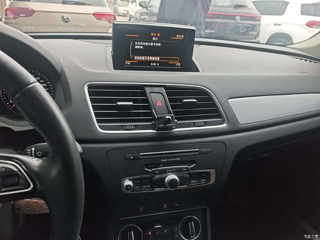 Audi Q3, 2018 13
