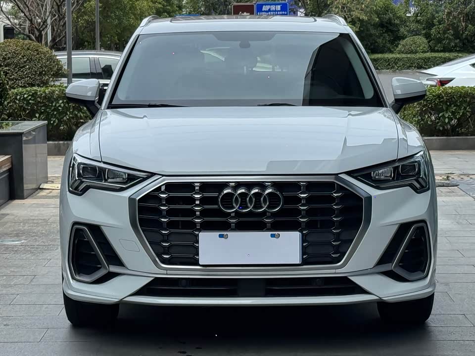 Audi Q3 Audi Q3