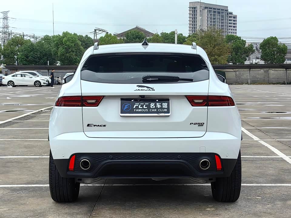 Jaguar E-PACE