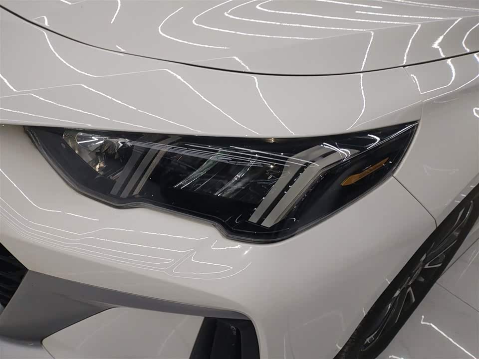 Trumpchi Shadow Leopard