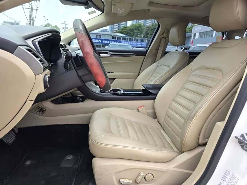 Ford Mondeo, 2014 7