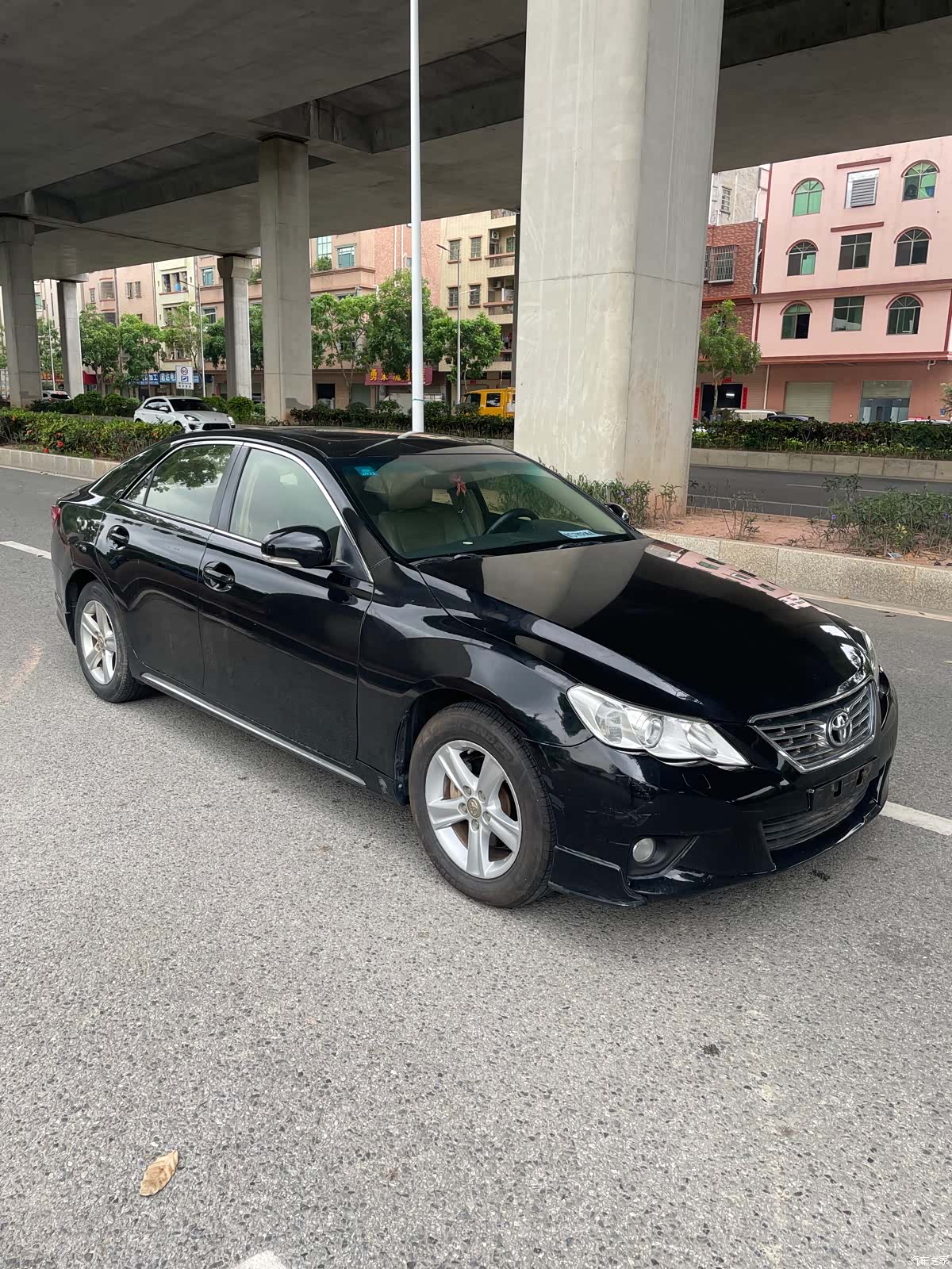 Toyota 2.5V, 2012 3
