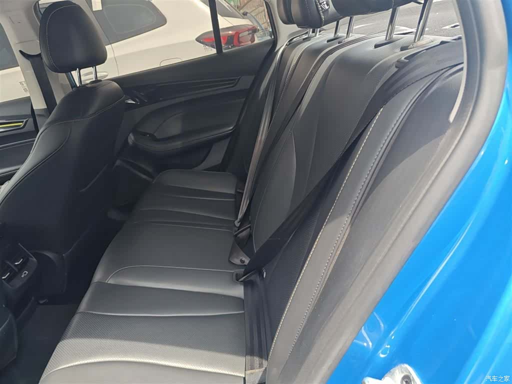 Roewe i5, 2021 17