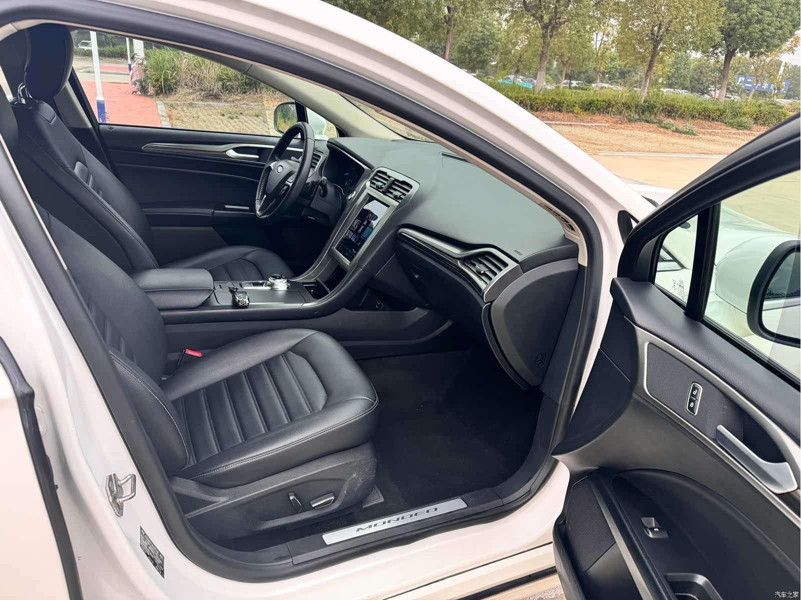 Ford Mondeo, 2019 10