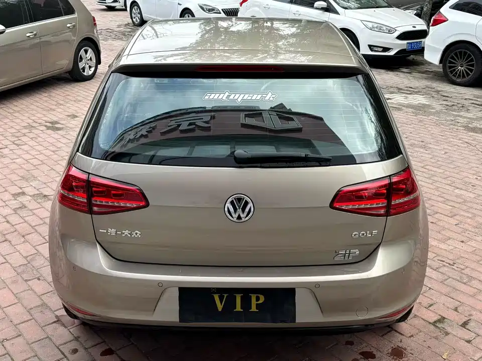 Volkswagen golf