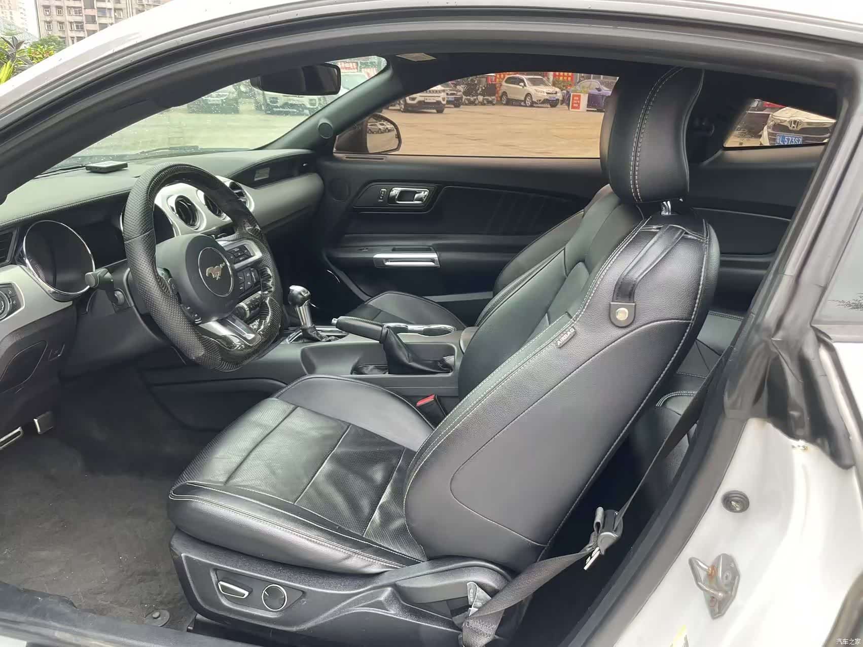 Ford Mustang, 2015 11