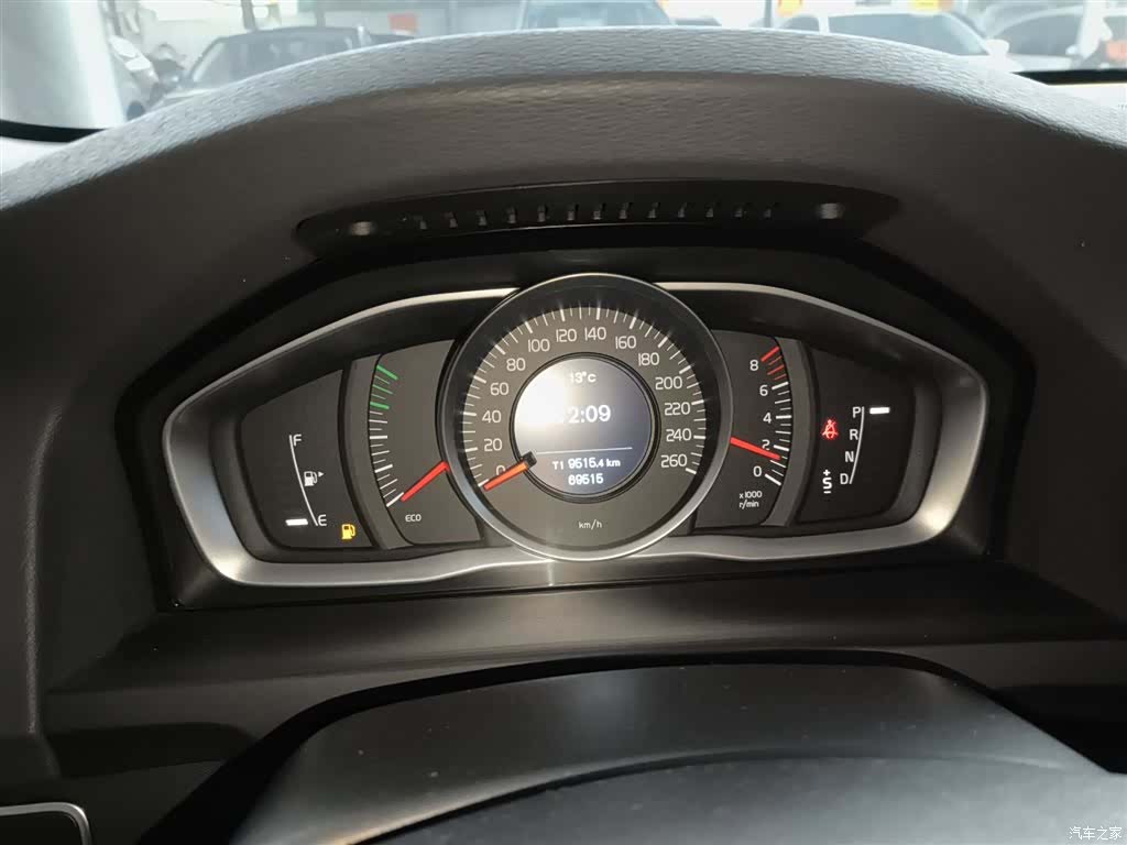 Volvo S60, 2018 12