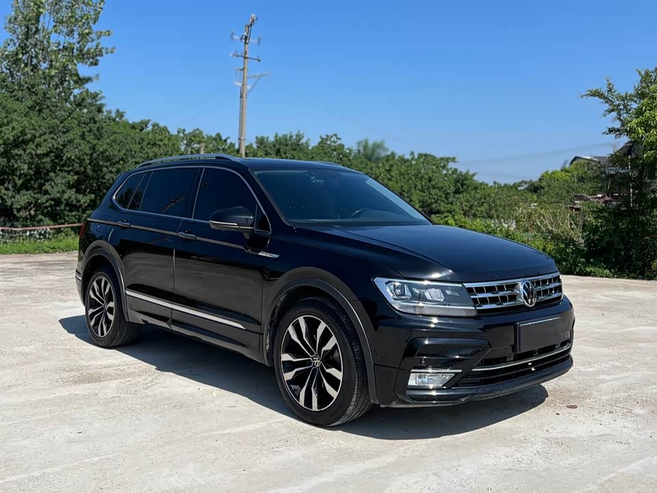 Volkswagen Tiguan L