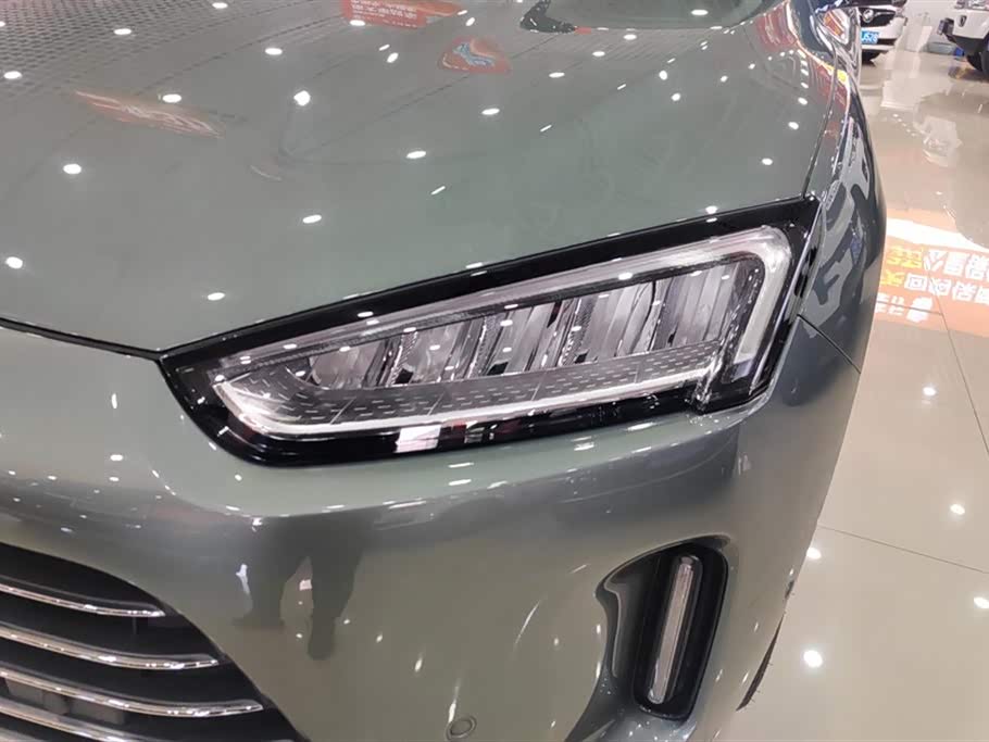 AITO Ask the world M5