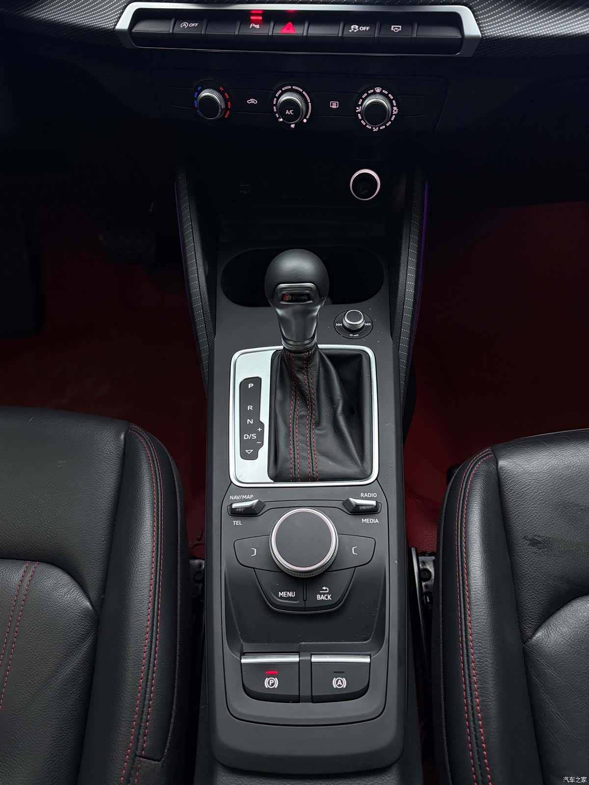 Audi Q2L, 2022 9