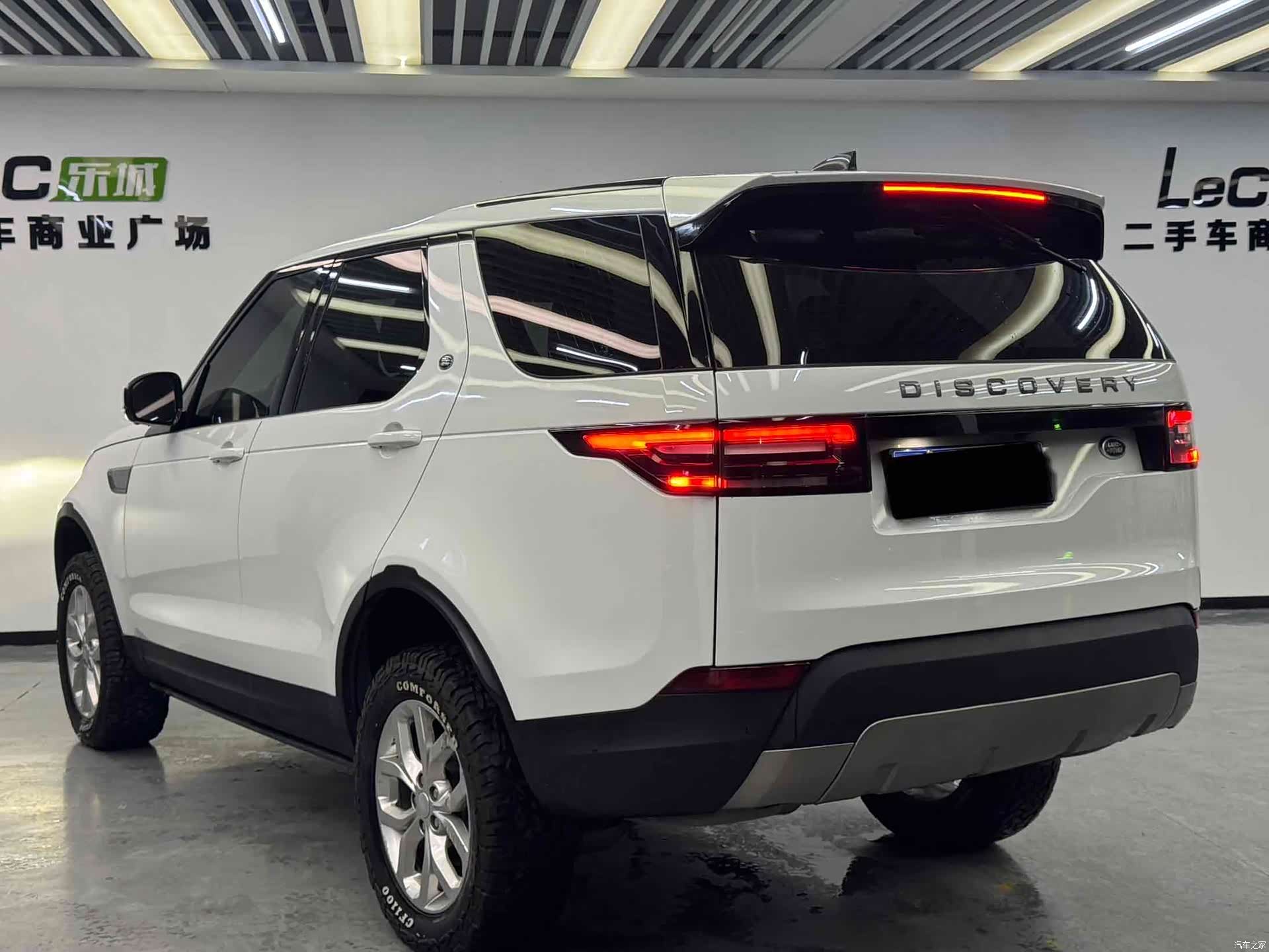 Land Rover Discovery, 2018 4