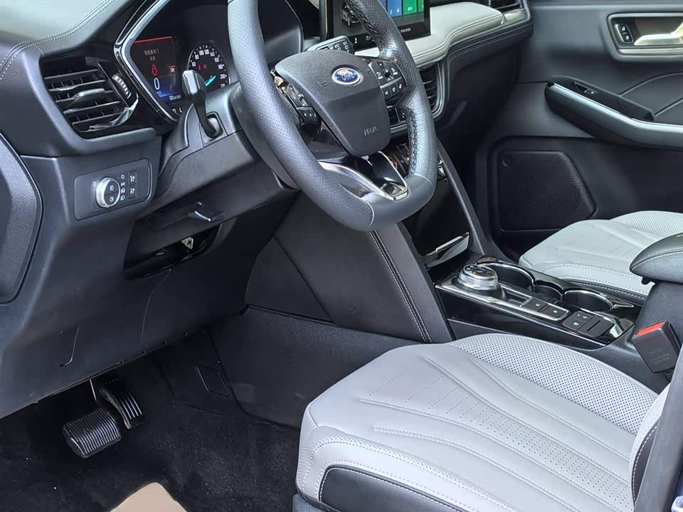 Ford Ruiji Ford Ruiji