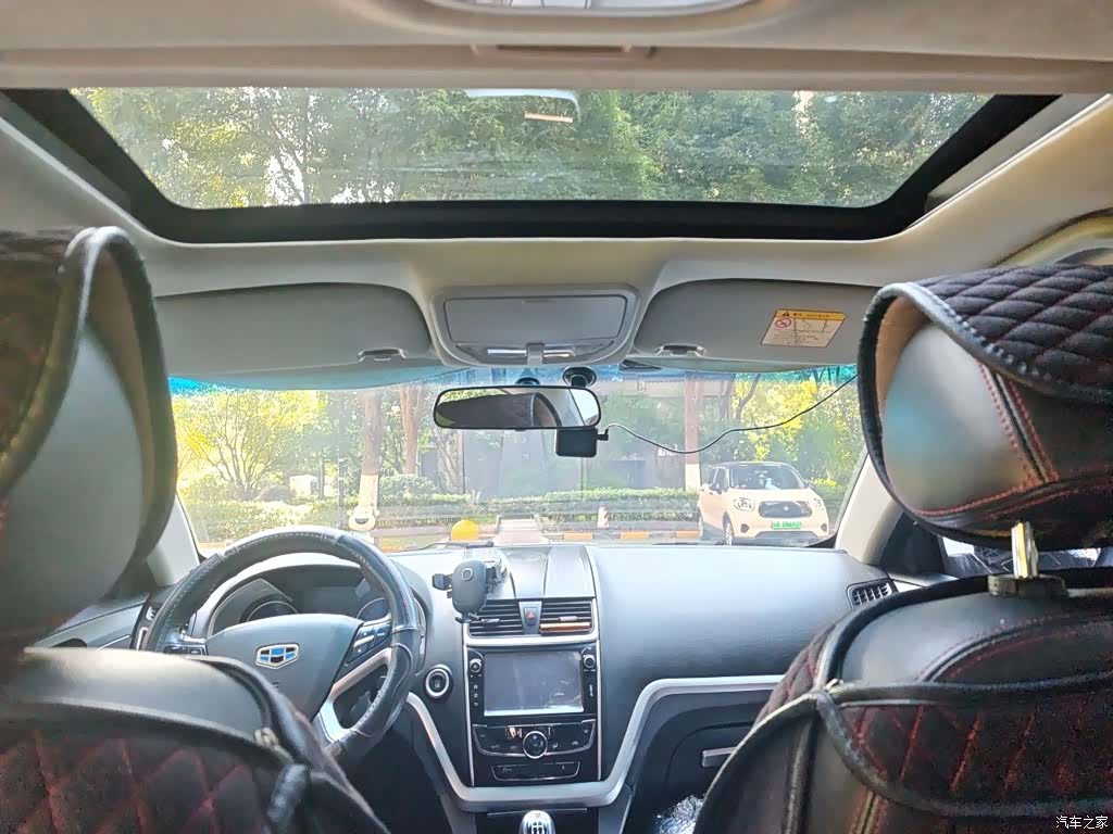 Geely Emgrand, 2015 19
