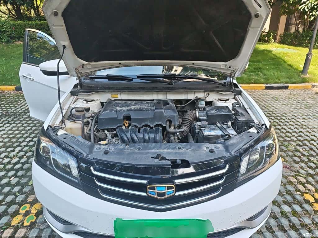 Geely Emgrand, 2015 21