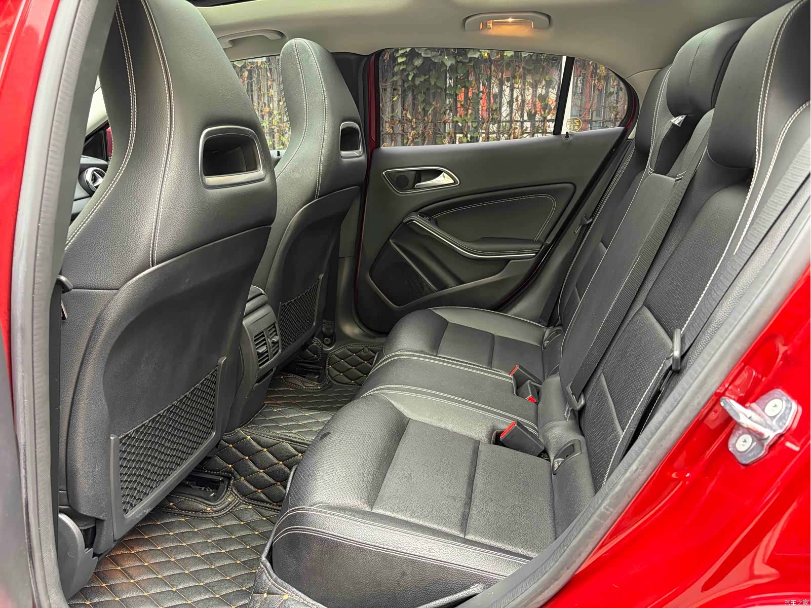 Mercedes-Benz GLA, 2019 18