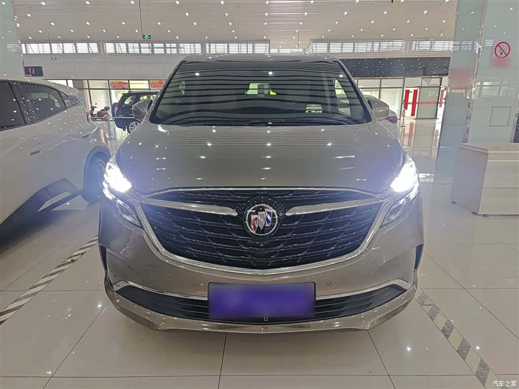 Buick GL8, 2020 3