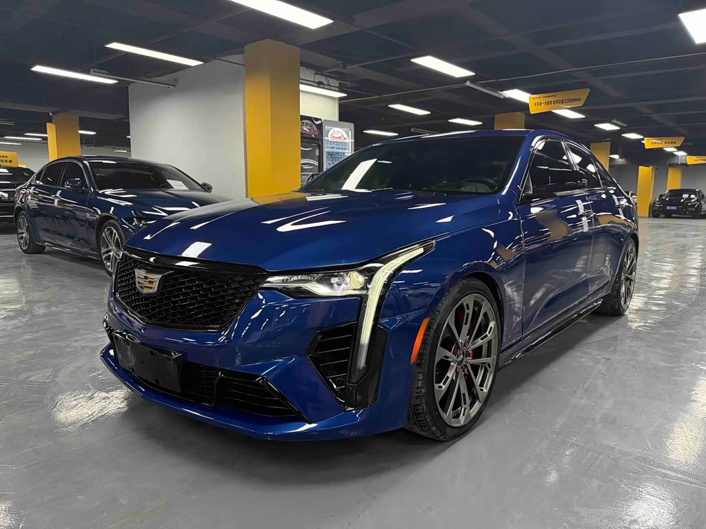 Cadillac CT4