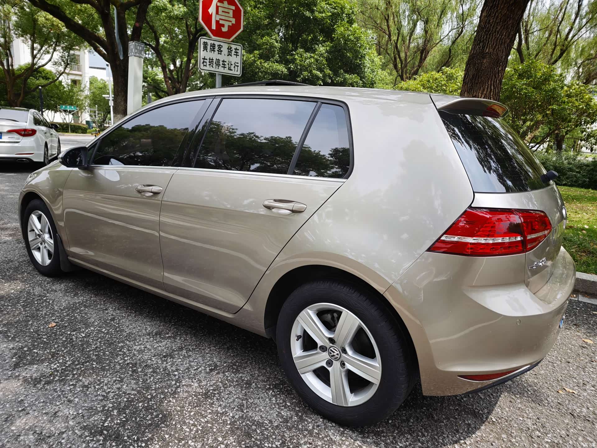 Volkswagen Golf, 2016 6