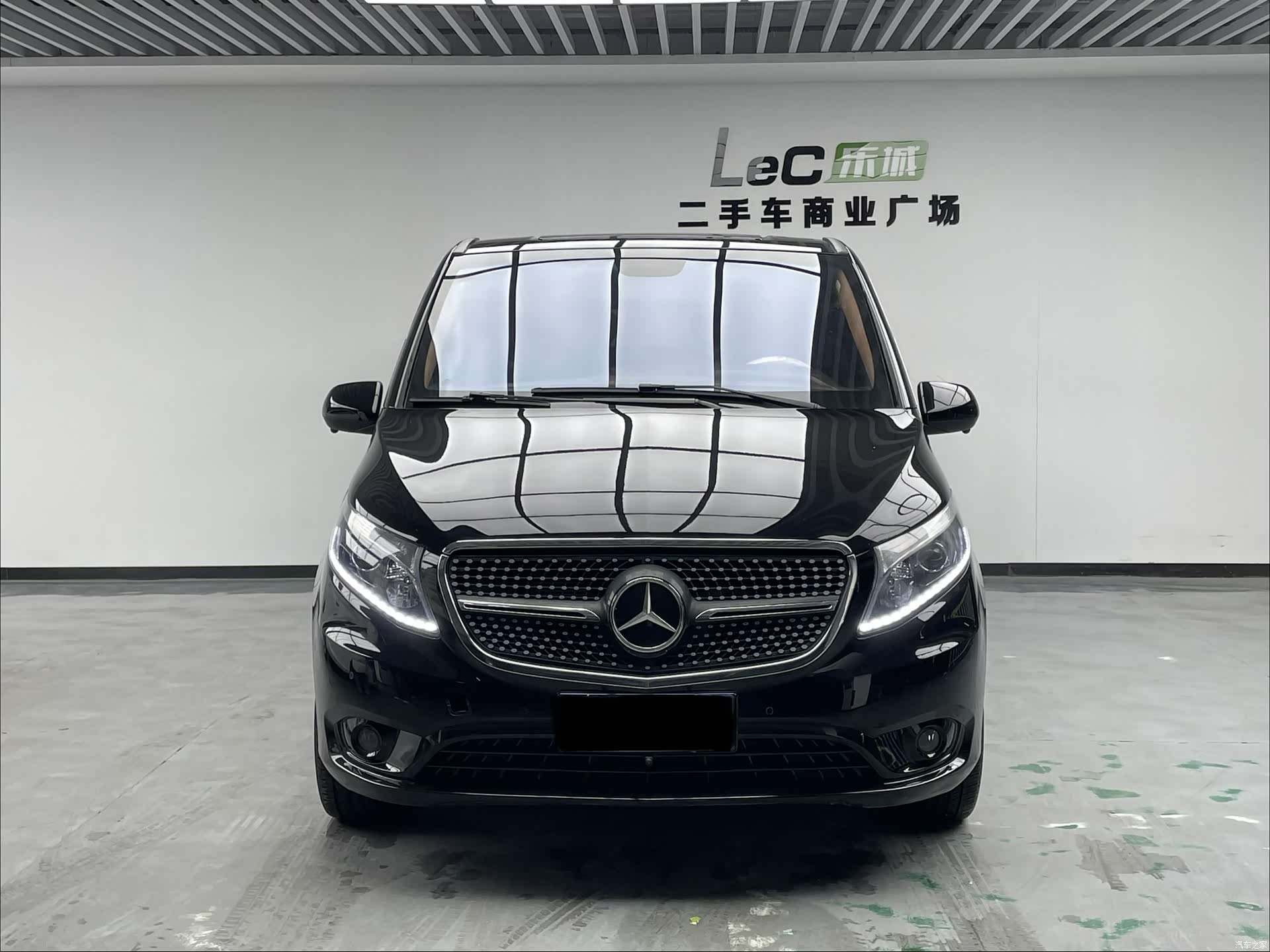 Mercedes-Benz 7, 2020 2