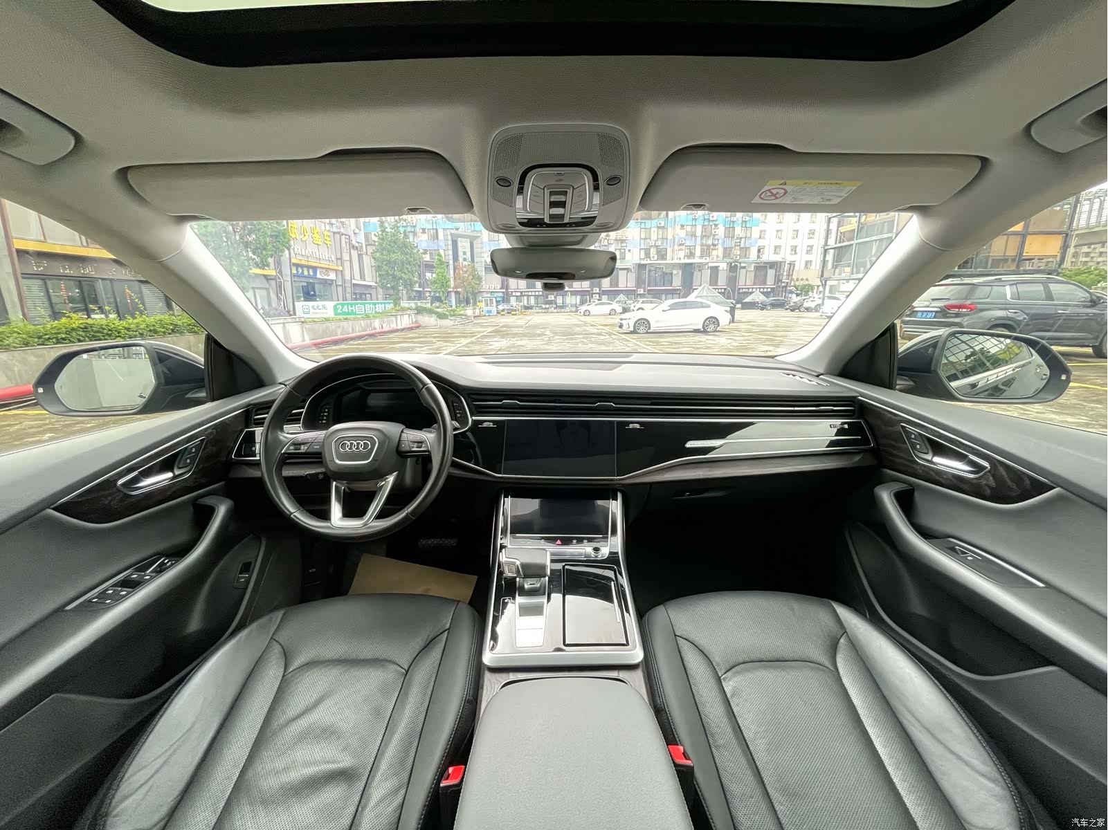 Audi Q8, 2021 7