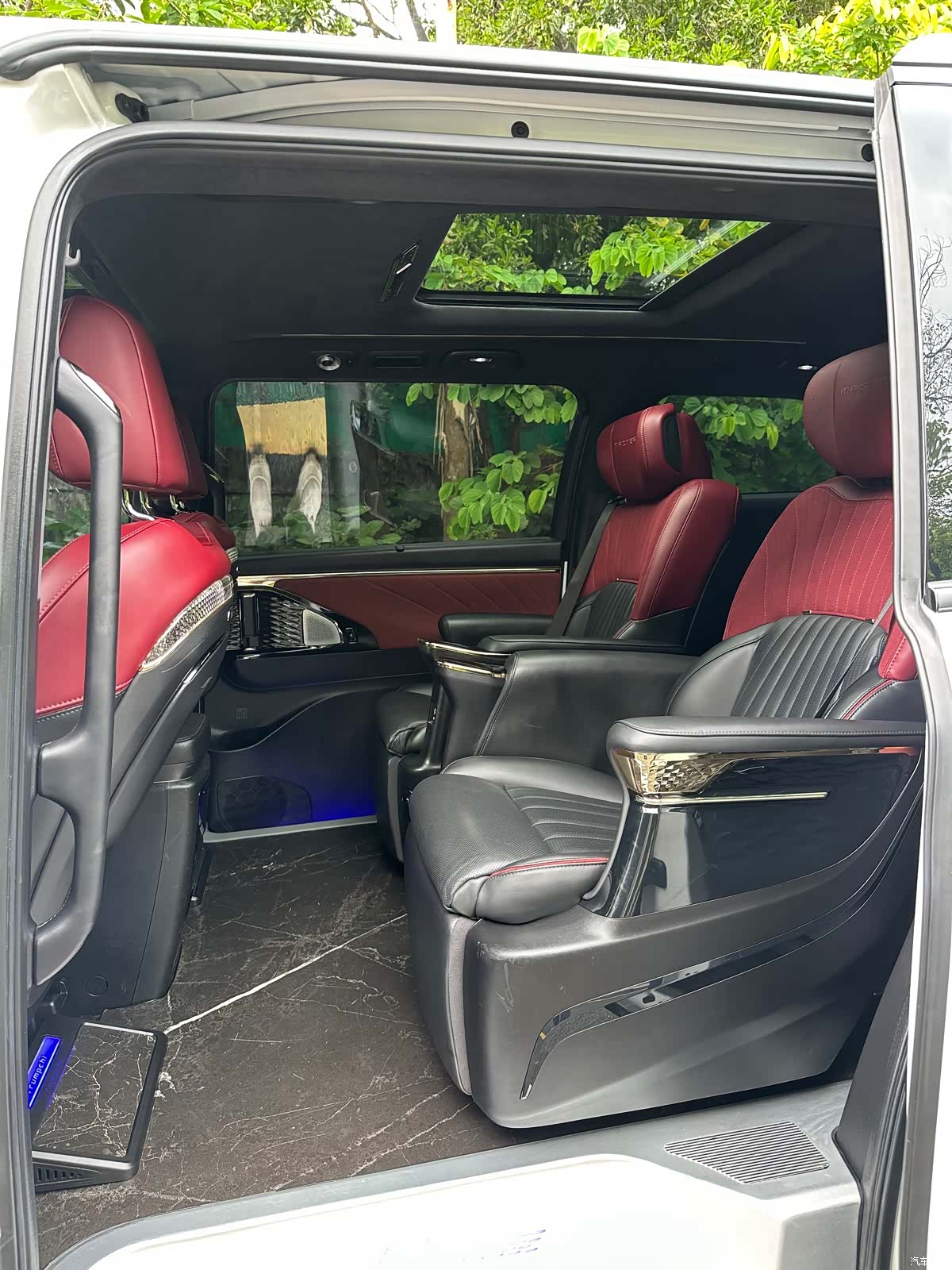 Trumpchi M8, 2023 8
