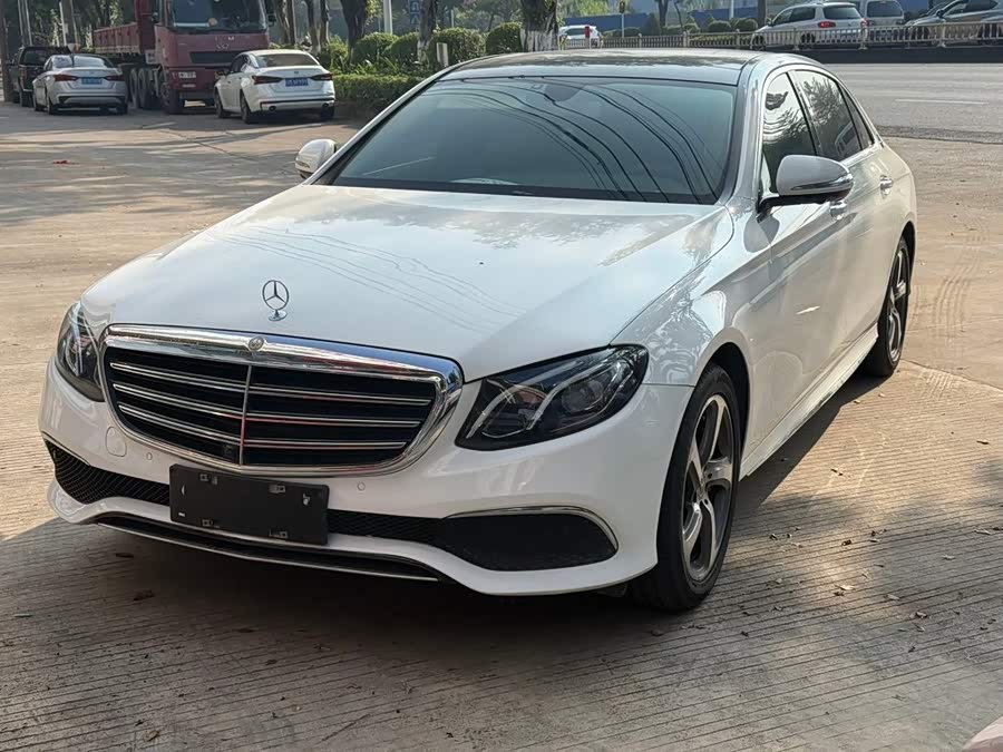 Mercedes-Benz E-Class 2018, фото 1
