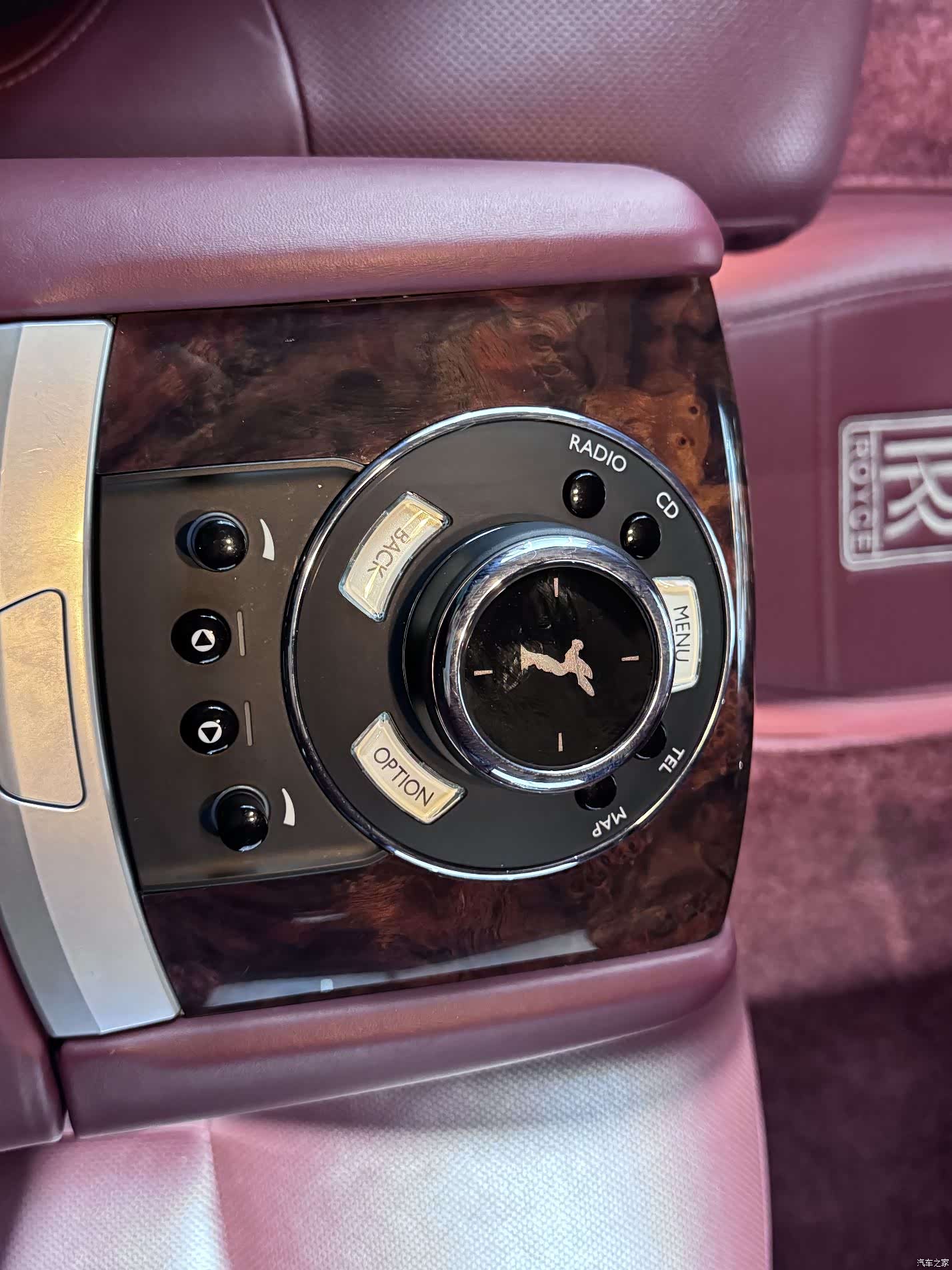Rolls-Royce Ghost, 2014 26