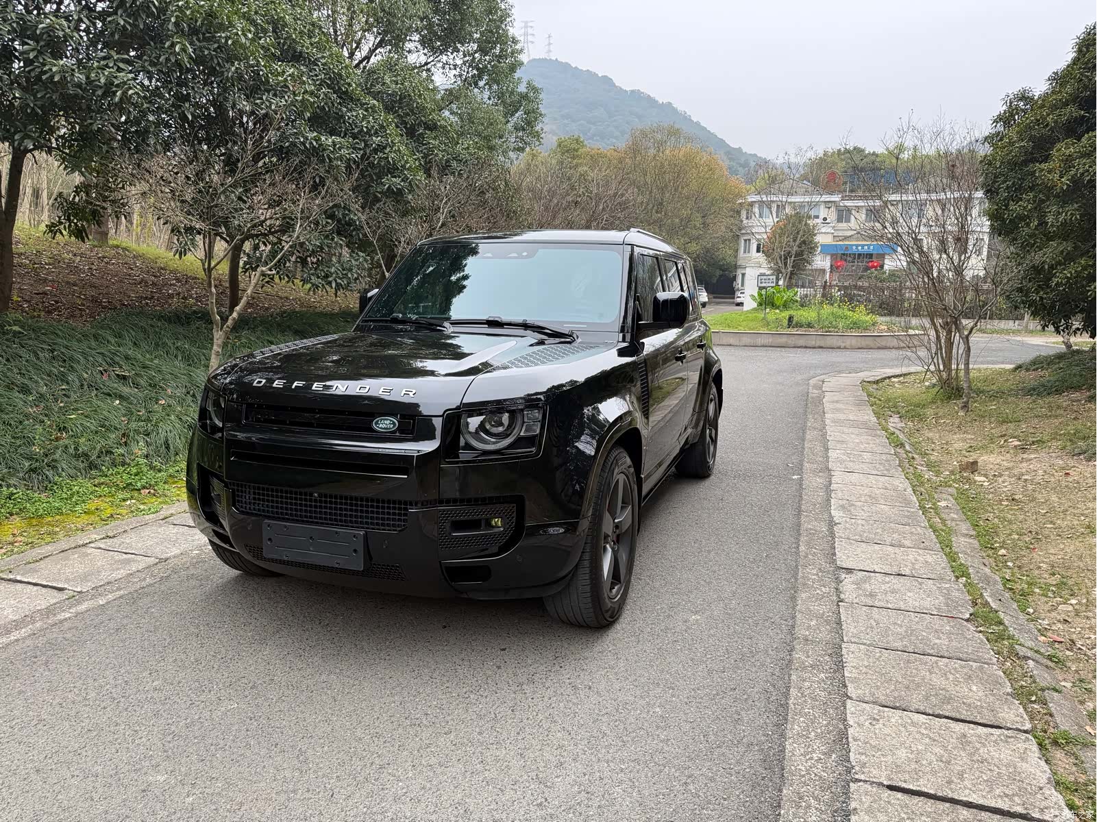 Land Rover Defender, 2024 2