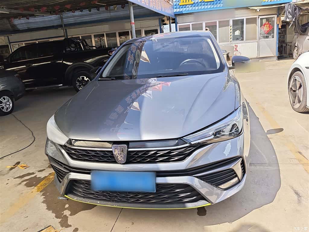 Roewe i5, 2021 3
