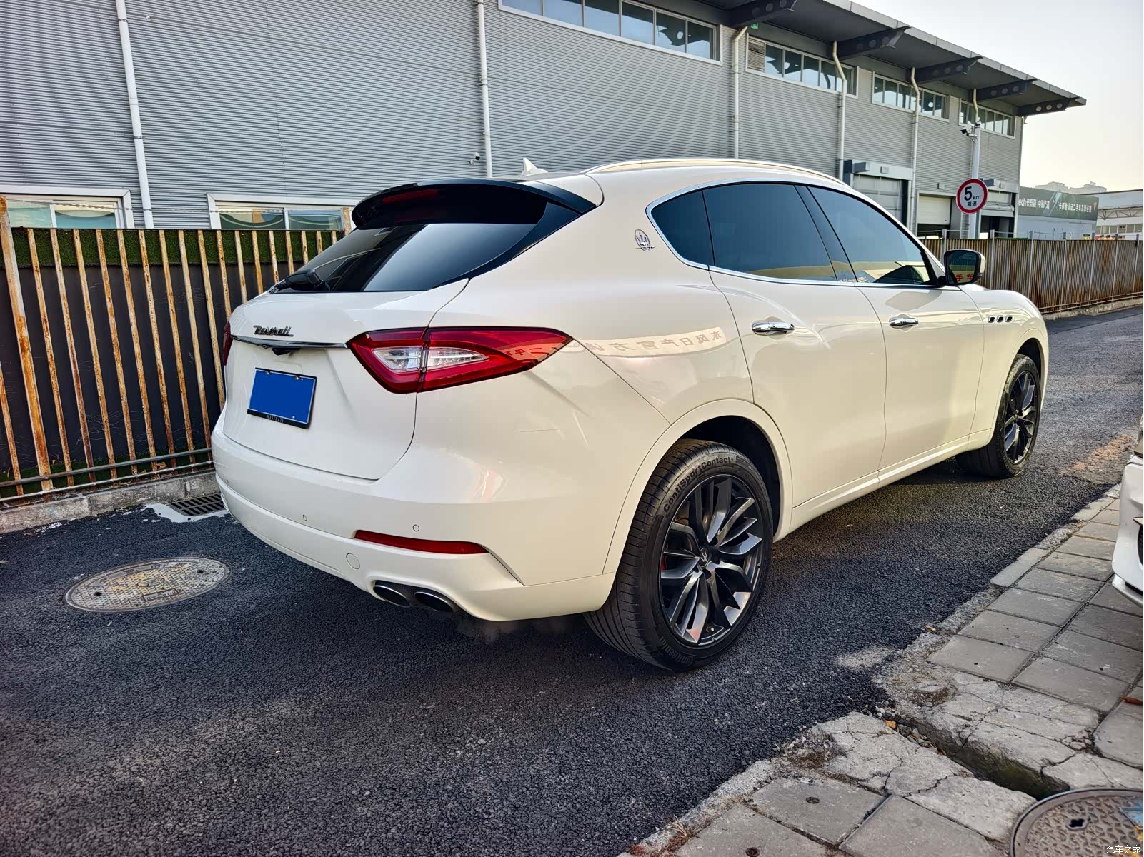 Maserati Levante, 2017 4