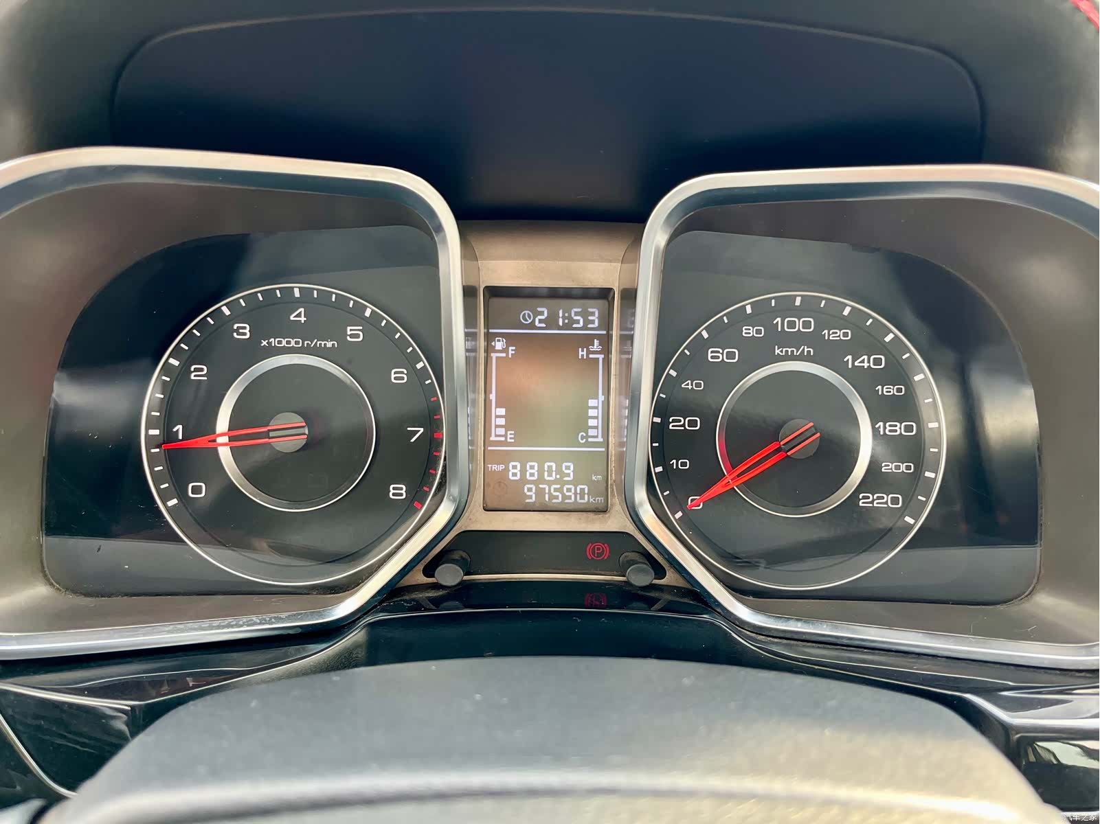 Zotye X5, 2015 24