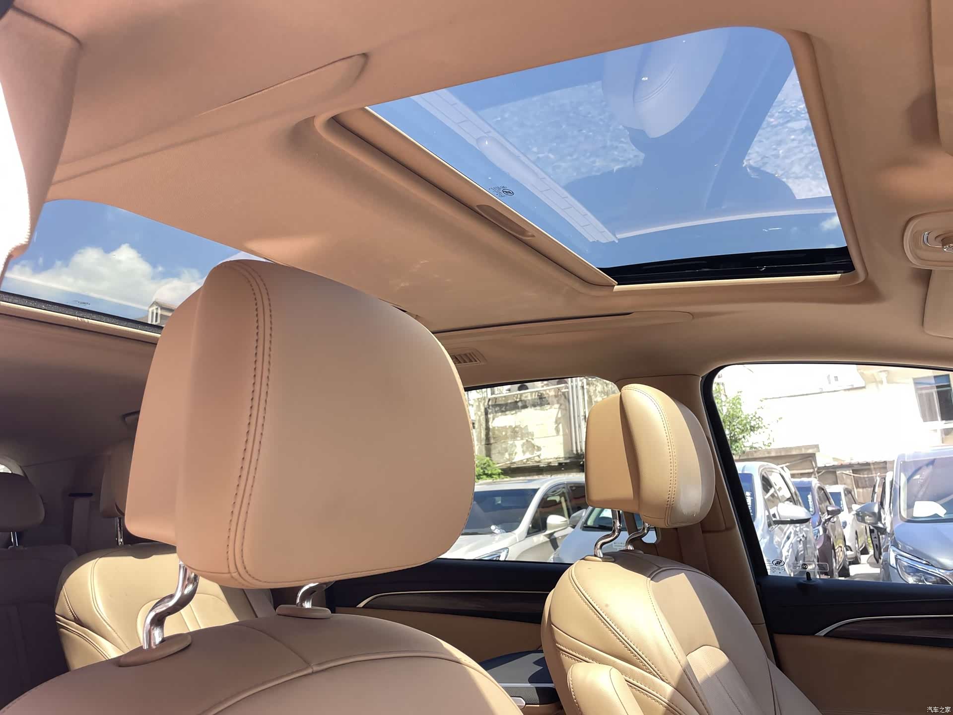 Buick GL8, 2020 9