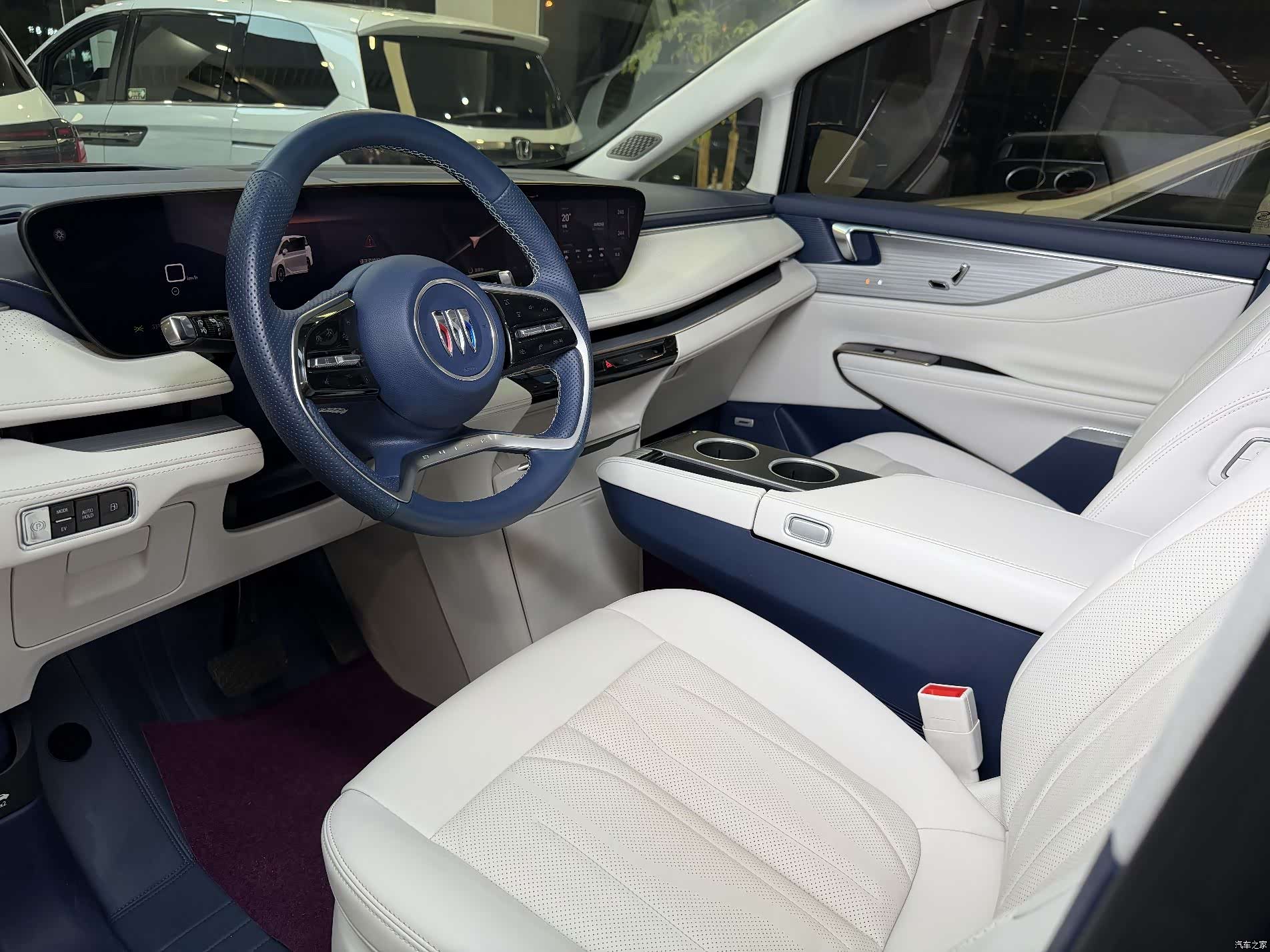 Buick GL8, 2024 8