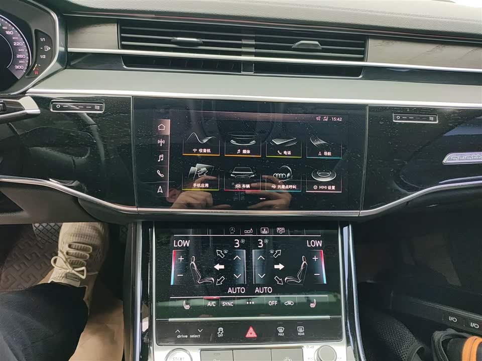 Audi A8 Audi A8