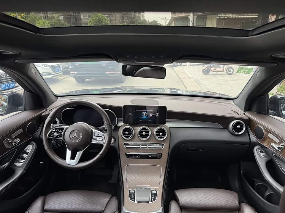Mercedes-Benz GLC Mercedes-Benz GLC