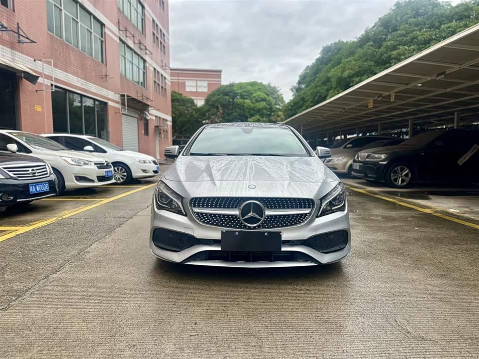 Mercedes-Benz CLA
