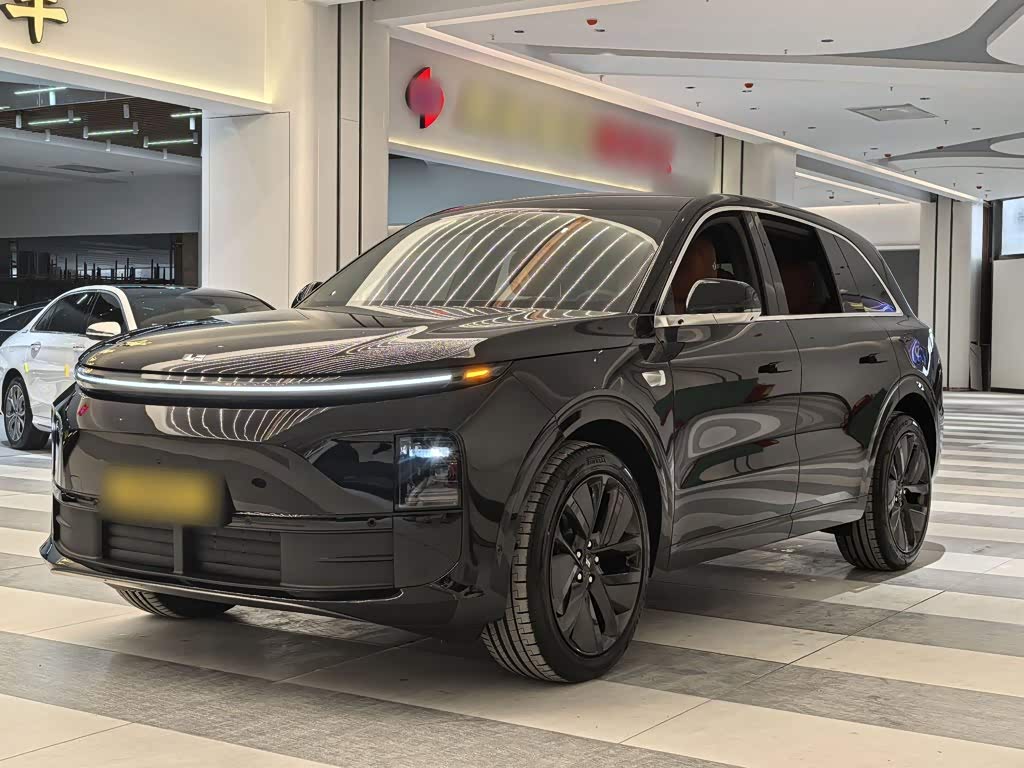 Li Auto L6