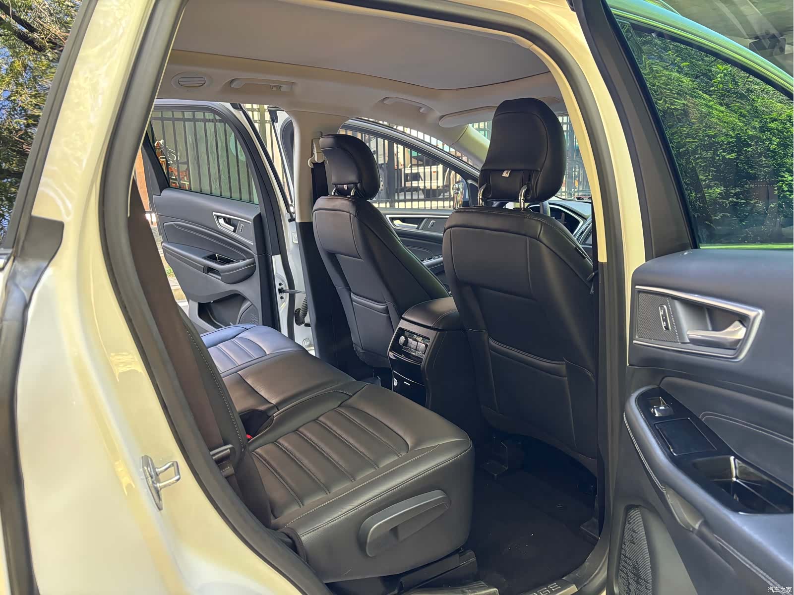 Ford Edge, 2017 9
