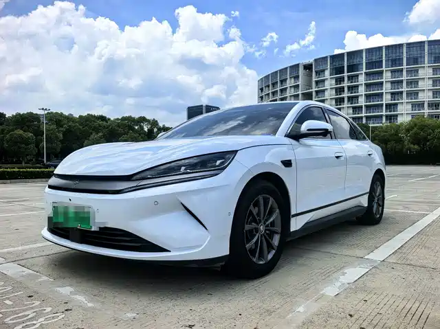 BYD Qin L 2025 — купить из Китая под заказ