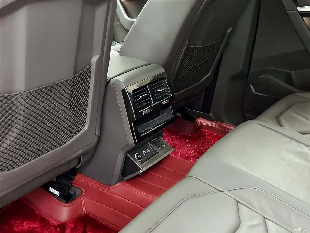 Volkswagen Touareg, 2021 9