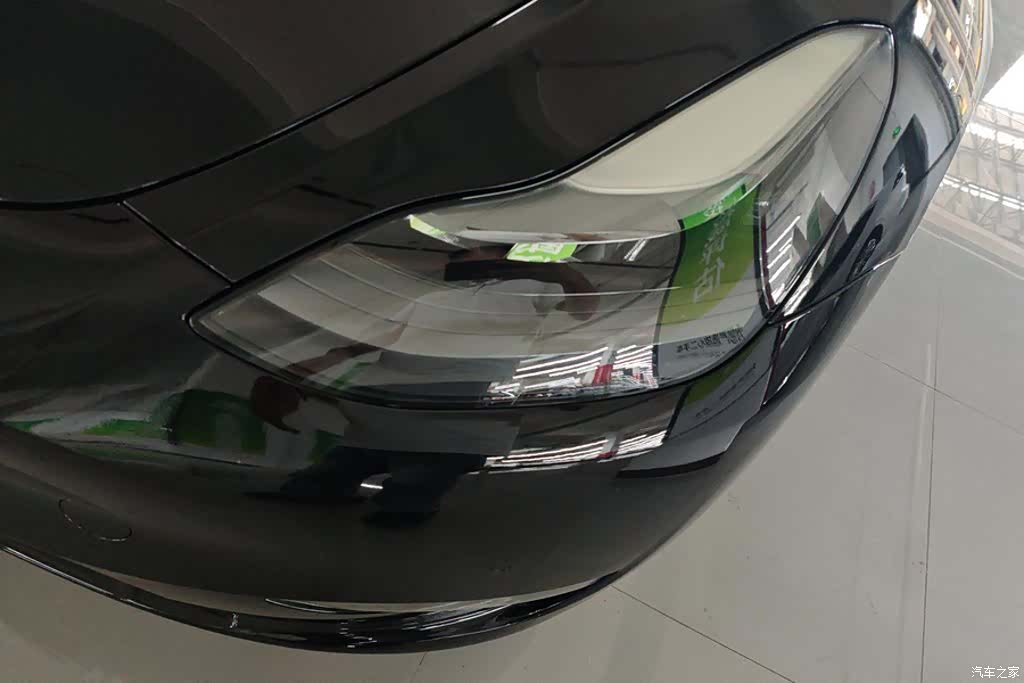 Tesla Model Y, 2021 все фото