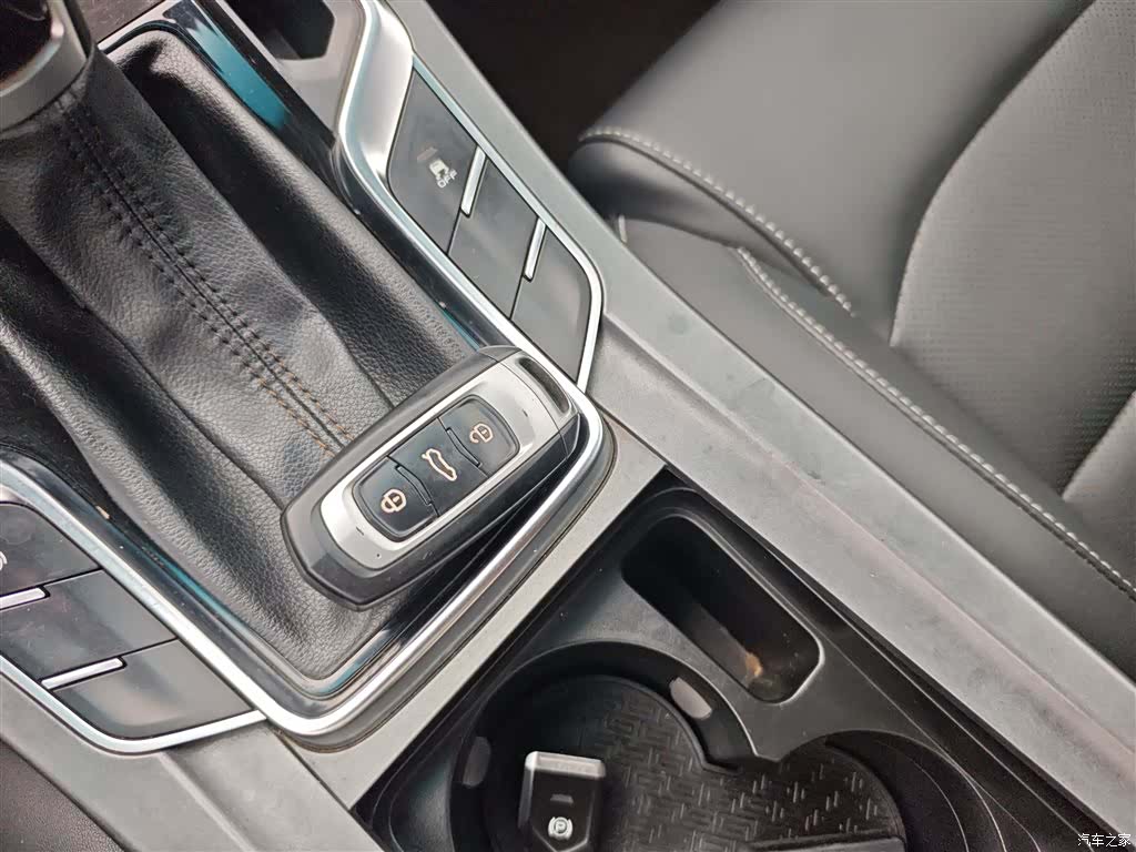 Geely Emgrand, 2018 9